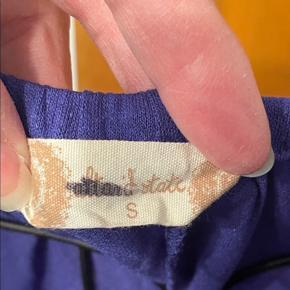 🚂🚂🚂BOGOHO 🚂🚂🚂Embroidered Blue Women's Top-Small - Picture 8 of 9